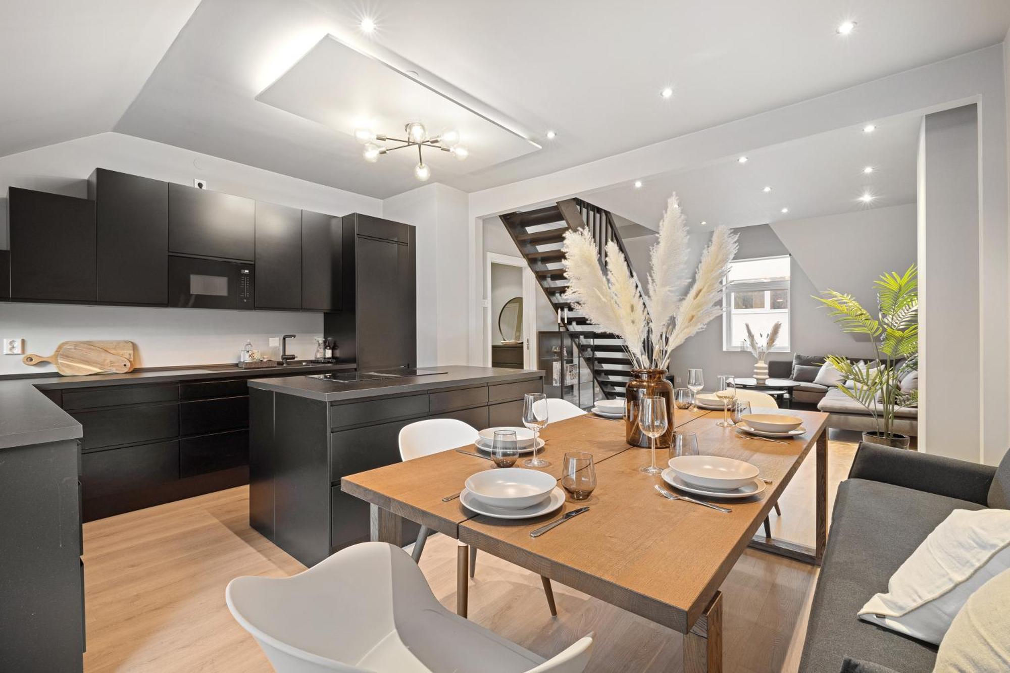 Homerentals L 120Sqm Mid-Central - King Beds - 500Mbps Wi-Fi Bergen Buitenkant foto